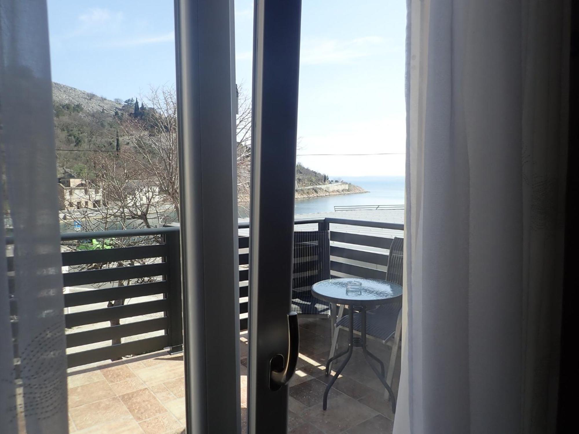 Apartmani Nil Barić Draga Екстериор снимка