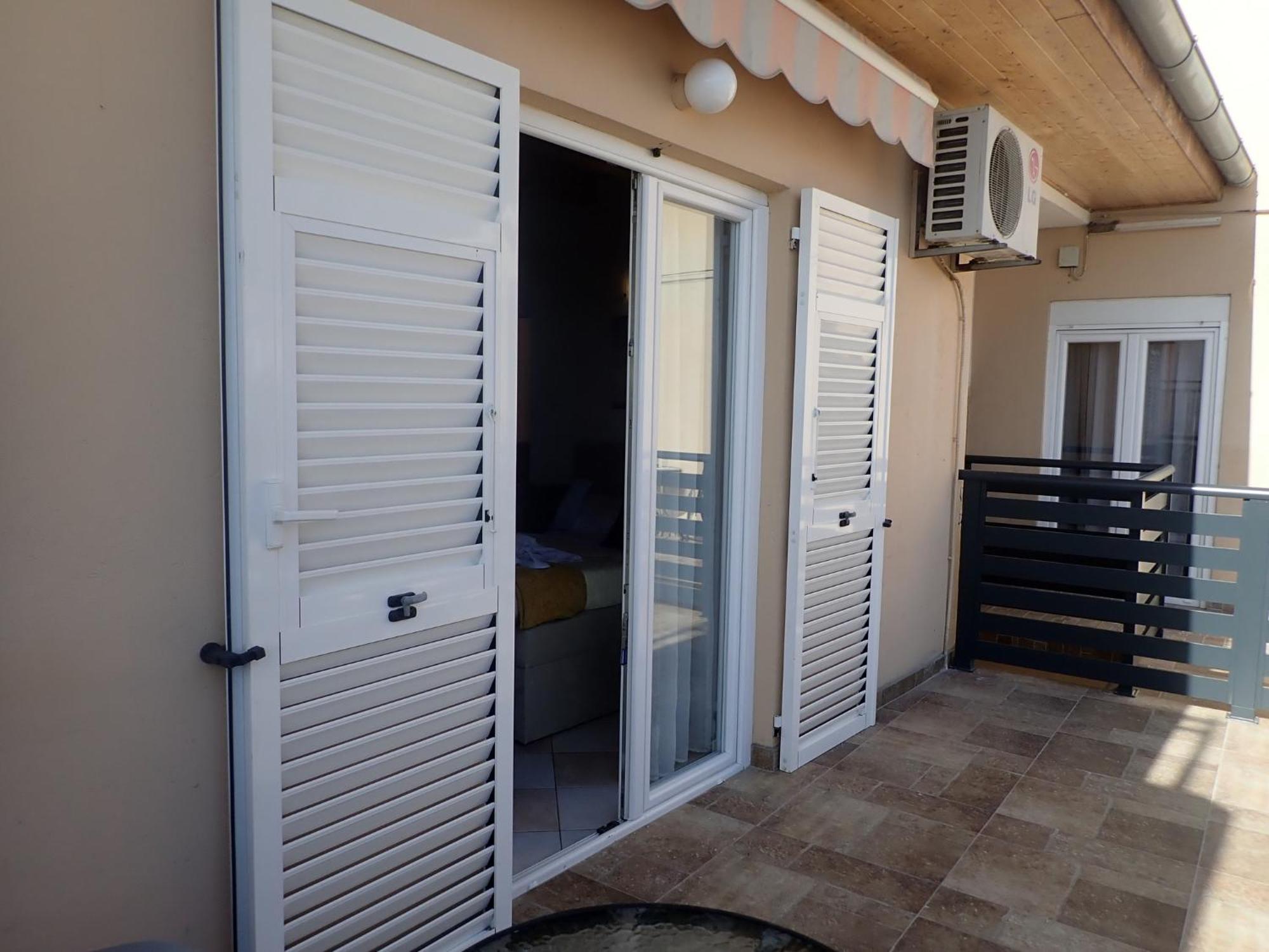 Apartmani Nil Barić Draga Екстериор снимка